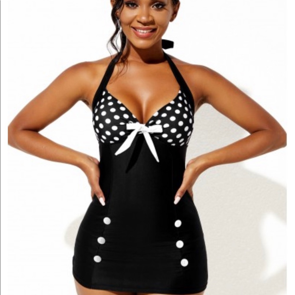 2 piece bathing suit. Full coverage